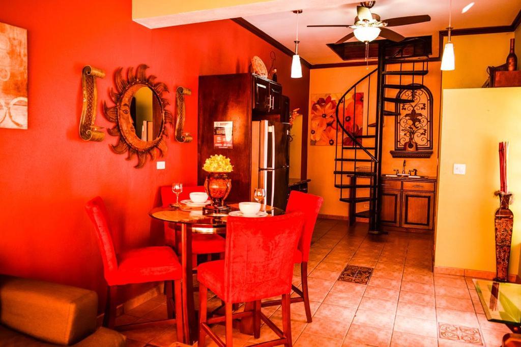 Brownstone Guesthouses Nassau Ngoại thất bức ảnh