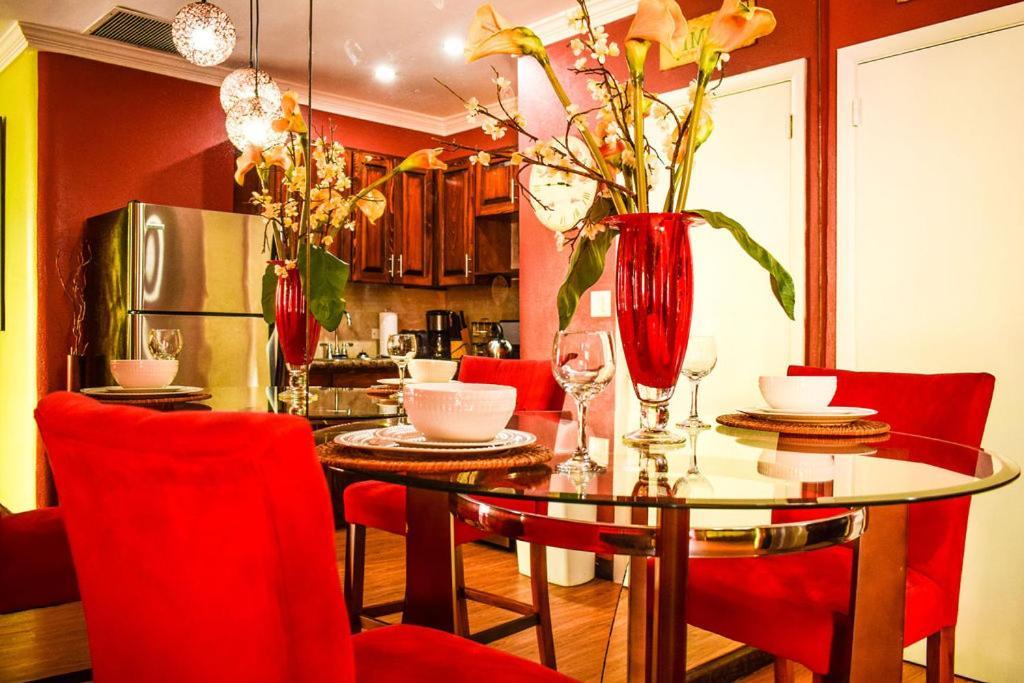 Brownstone Guesthouses Nassau Ngoại thất bức ảnh