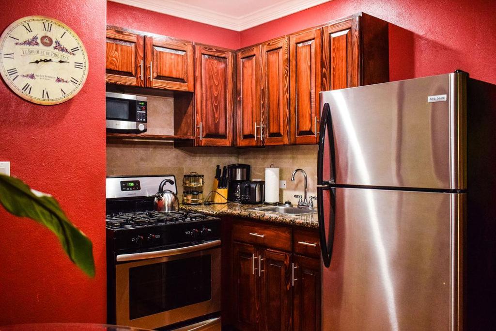 Brownstone Guesthouses Nassau Ngoại thất bức ảnh